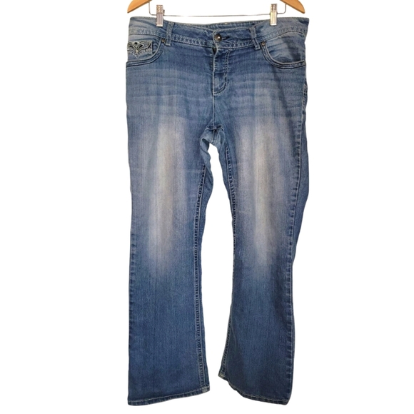 Sz 14 FADED GLORY Mediumwash Faded Boot Cut Rhinestone Classic Style - Picture 1 of 4